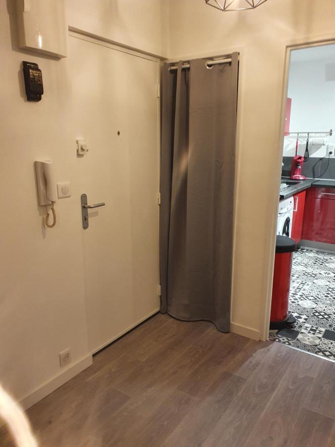 2 Chambres, Proximité Plage, Commerces Et Centre Appartement *